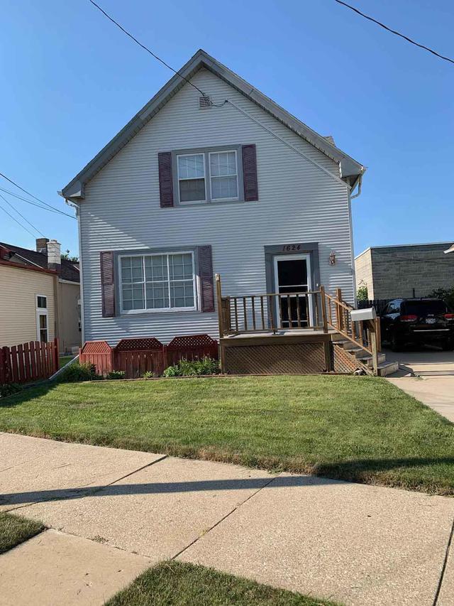 1624 Rapids Dr., Racine, WI 53404