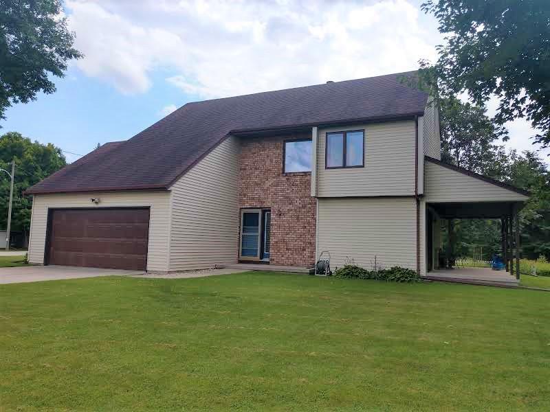 110 Carrie Ln., Manitowoc, WI 54220