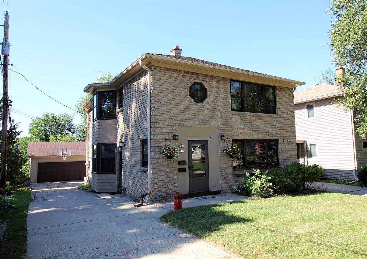 6819 W Blanchard St. #6821, Wauwatosa, WI 53213