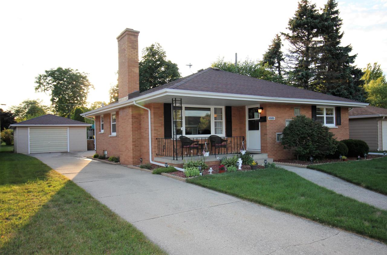 8014 15th Ave, Kenosha, WI 53143