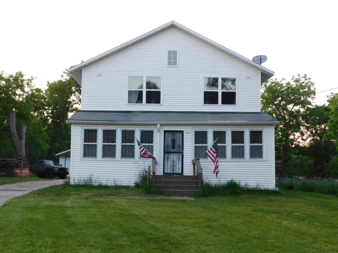 S15W22356 Arcadian Ave., Waukesha, WI 53186