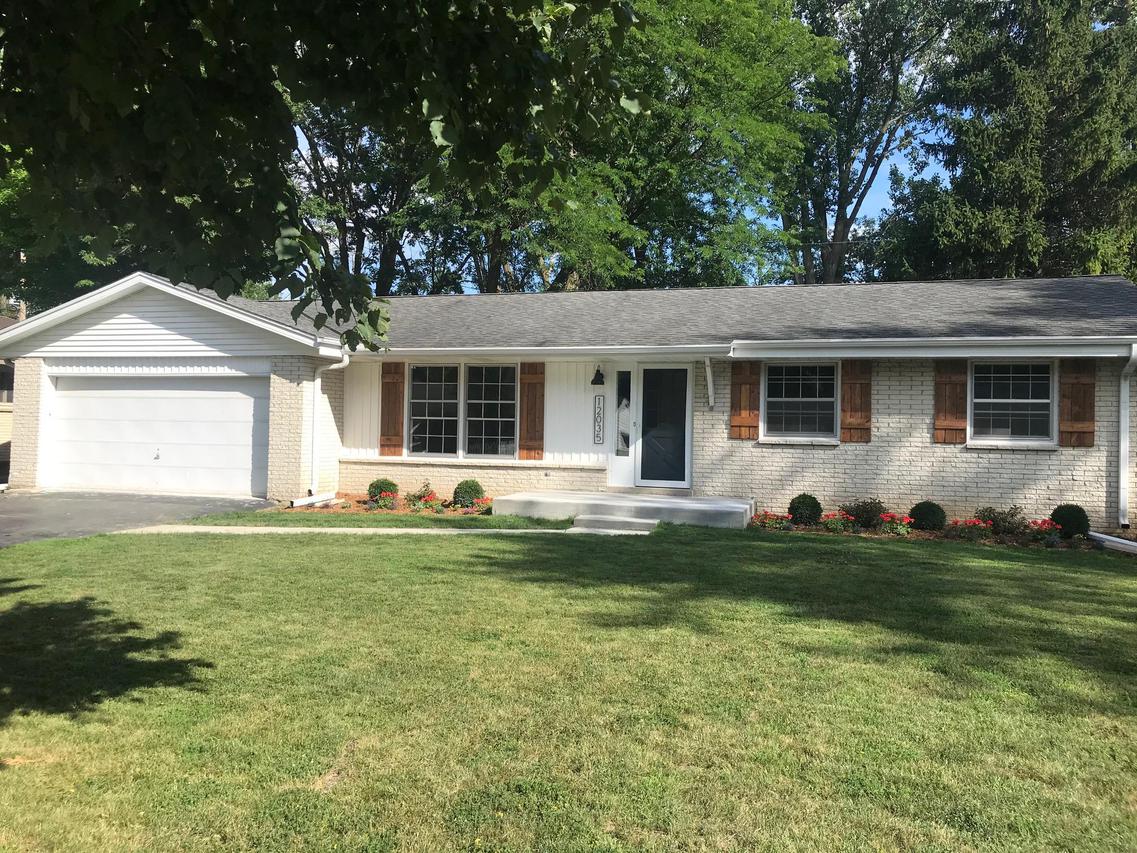 12035 W Diane Dr., Wauwatosa, WI 53226