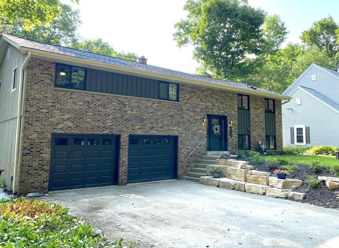 5418 Bauers Dr, West Bend, WI 53095