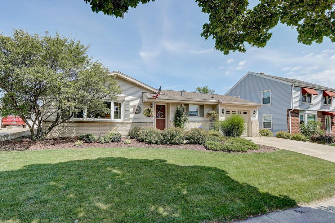 2132 W Edgerton Ave., Milwaukee, WI 53221