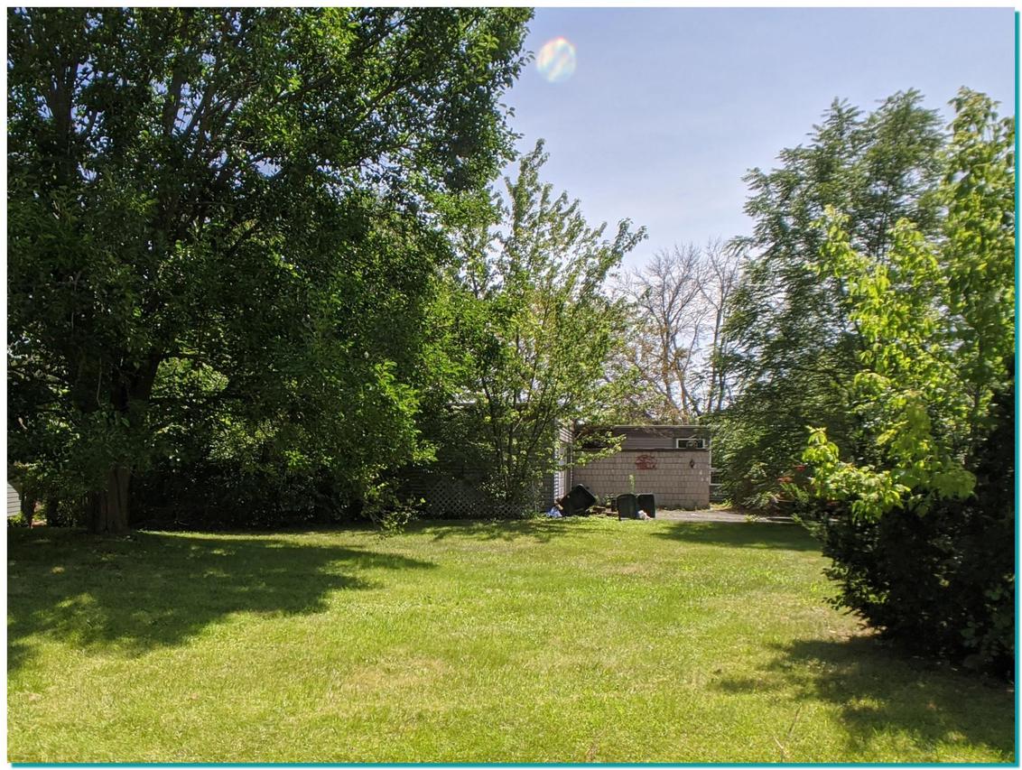 W251S3902 Rickert Dr, Waukesha, WI 53189