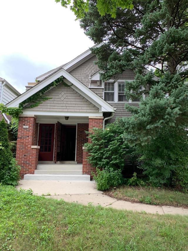 1323 N 64th St., Wauwatosa, WI 53213