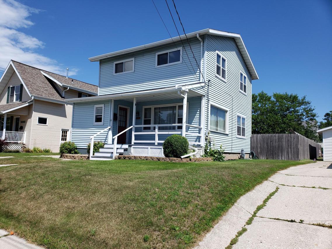 2017 Lincoln St., Two Rivers, WI 54241