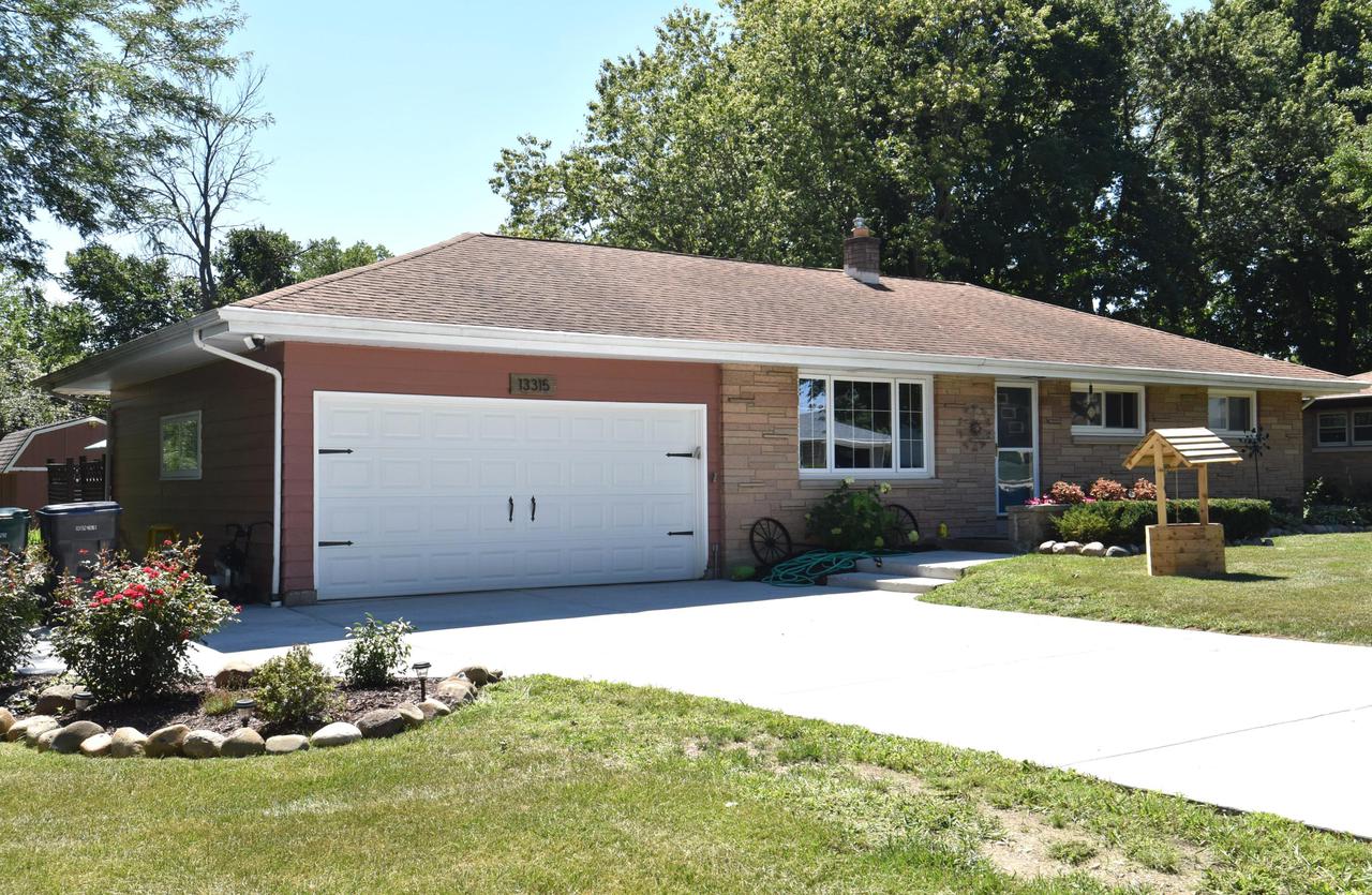 13315 W Ferguson Rd, New Berlin, WI 53151