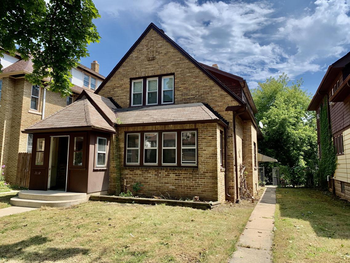 2830 N 52nd St #2832, Milwaukee, WI 53210