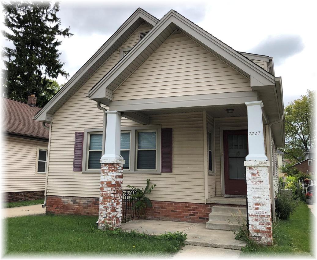 2327 Meachem, Racine, WI 53403