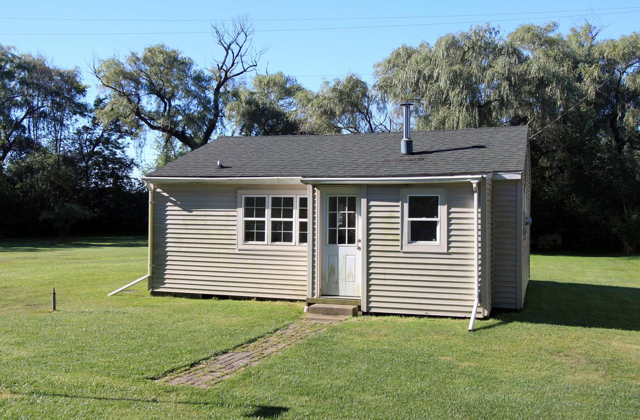 S103W30209 Lakeside Dr, Mukwonago, WI 53149