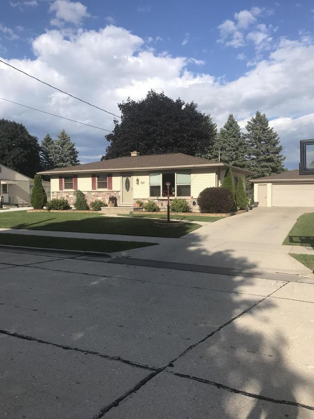 707 S 31st St., Manitowoc, WI 54220
