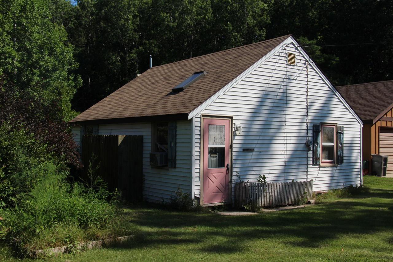 3914 Ellis St., Manitowoc, WI 54220