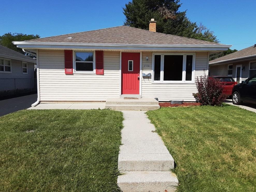 2326 Grove Ave., Racine, WI 53405
