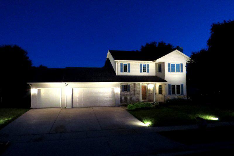 817 Briar Ct., Watertown, WI 53094