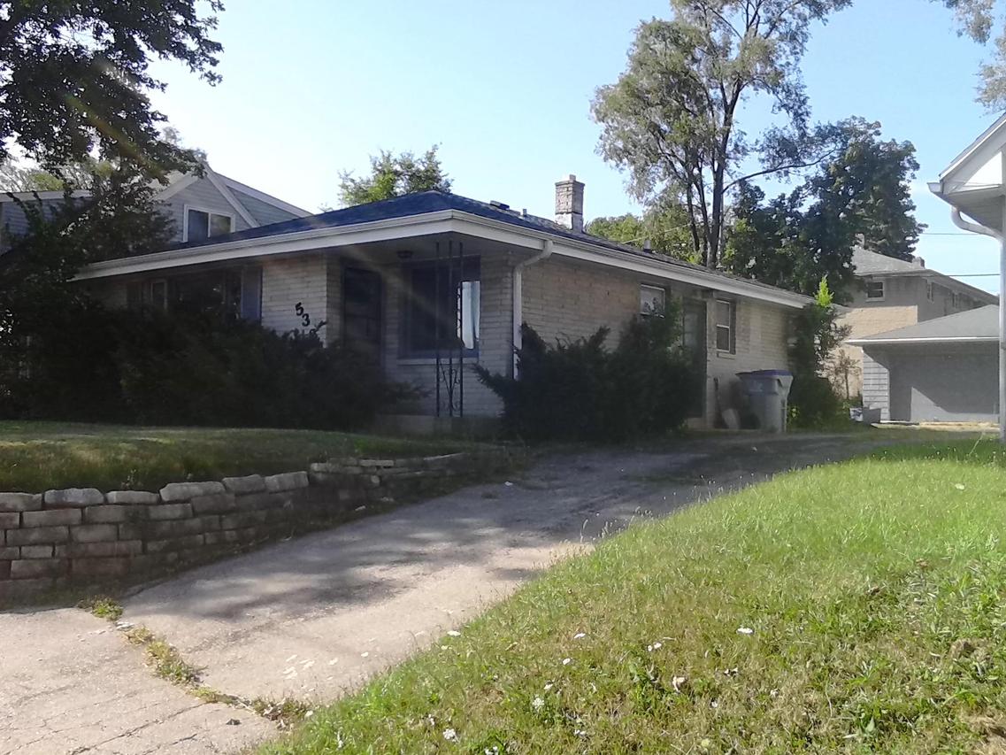 5324 W Mill Rd., Milwaukee, WI 53218