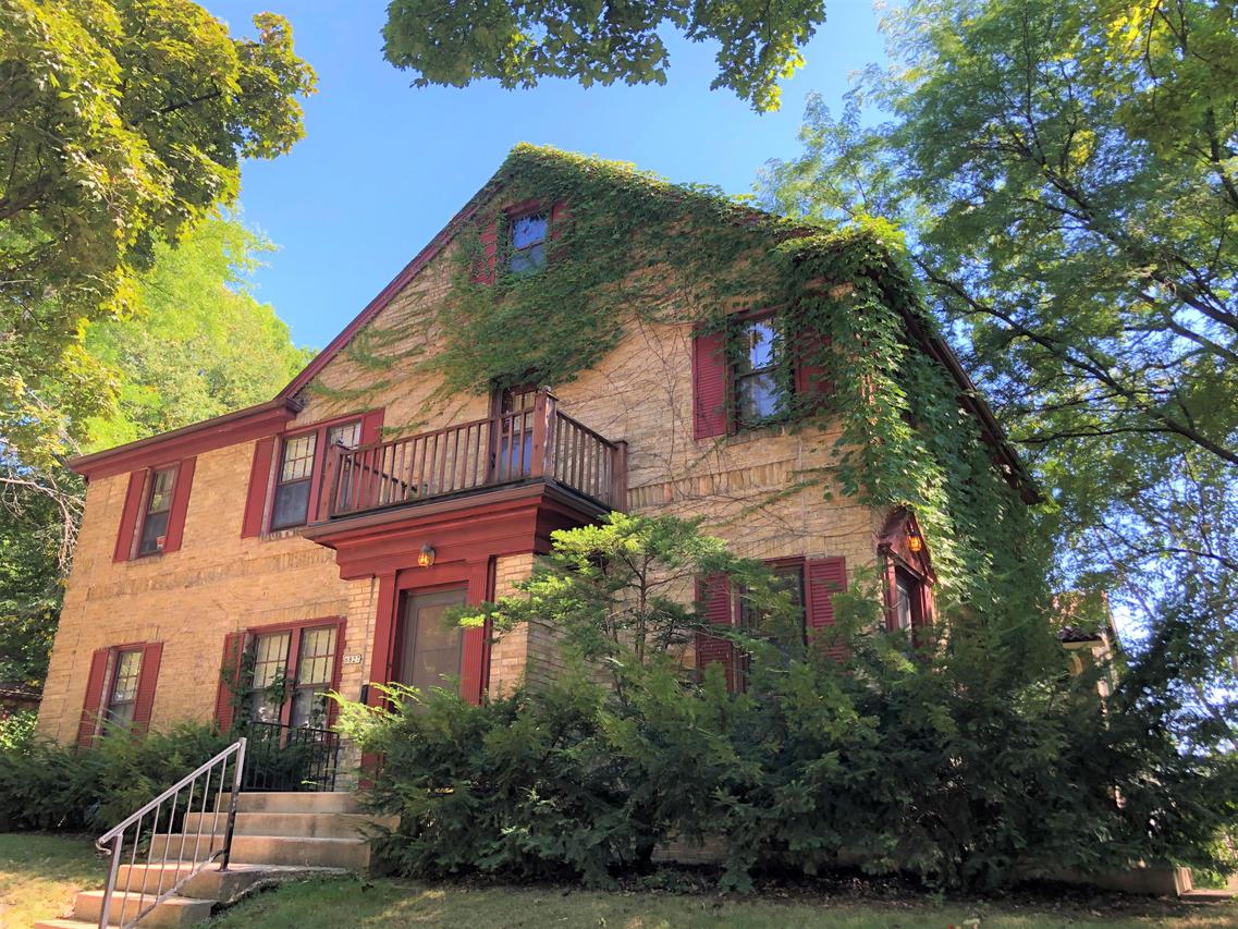 1866 N 69th St., Wauwatosa, WI 53213