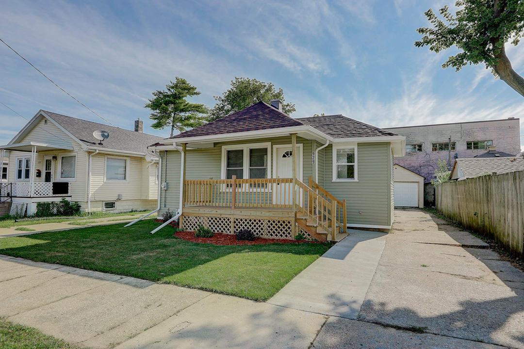 929 Harbridge Ave., Racine, WI 53403