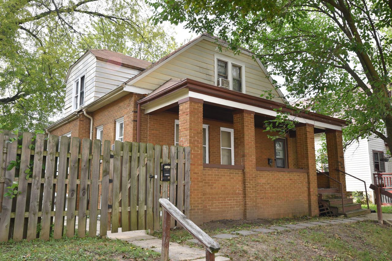 5049 N 37th St, Milwaukee, WI 53209