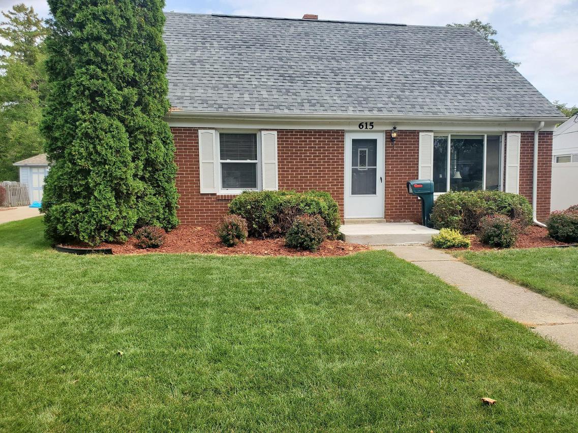 615 Illinois St, Racine, WI 53405