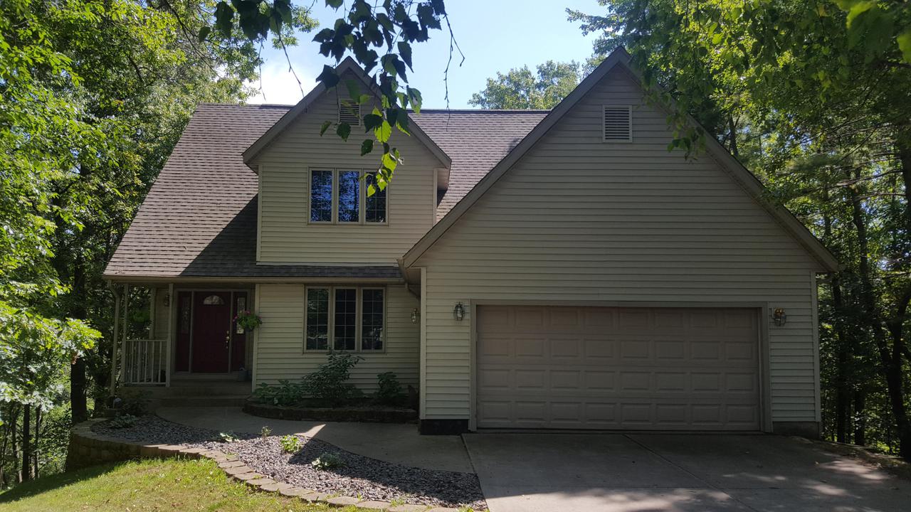 S1443 E Redstone Dr., La Valle, WI 53941