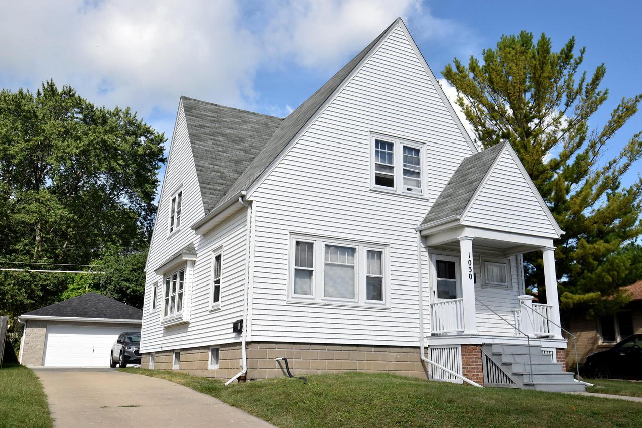 1030 Perry #Ave, Racine, WI 53406