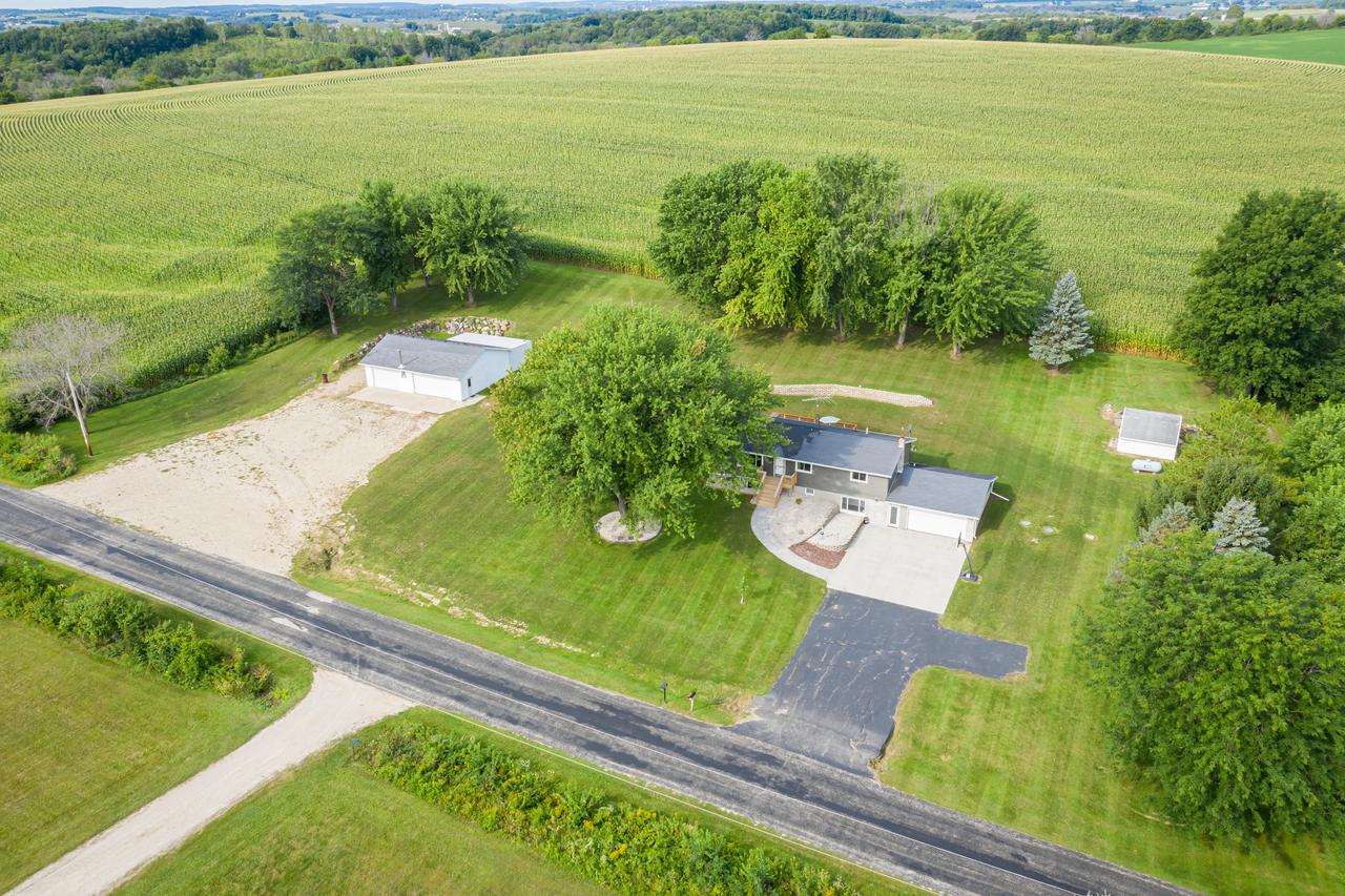 N292 Memorial Dr., Ashford, WI 53010