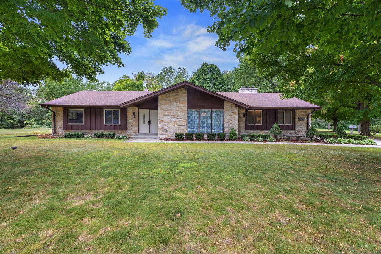 S85W27970 Hartwig Ave., Vernon, WI 53149