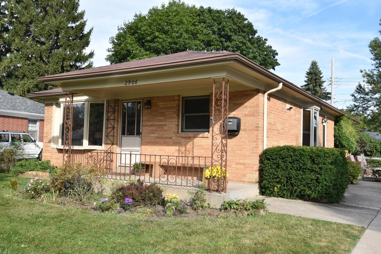 2906 Delaware Ave., Racine, WI 53403