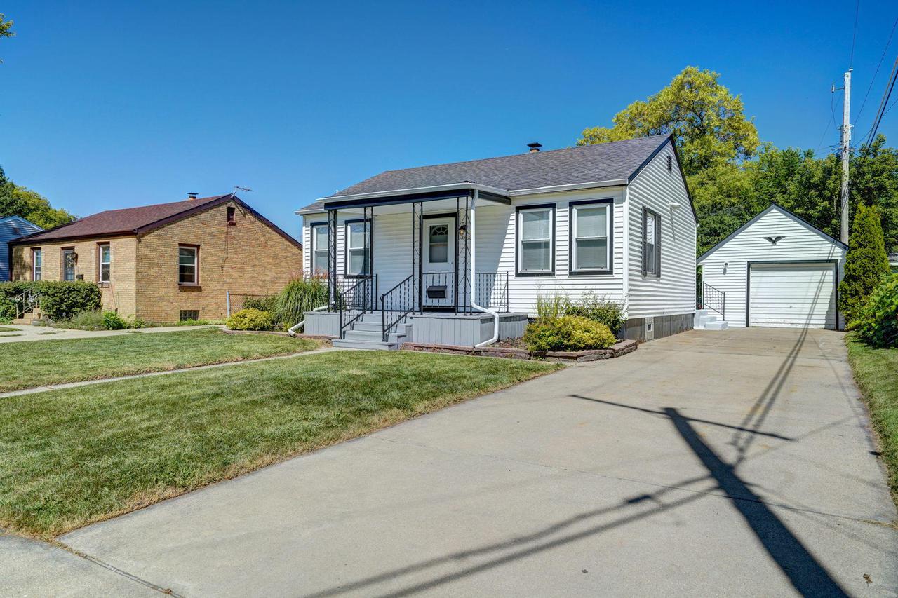 3612 20th St., Racine, WI 53405