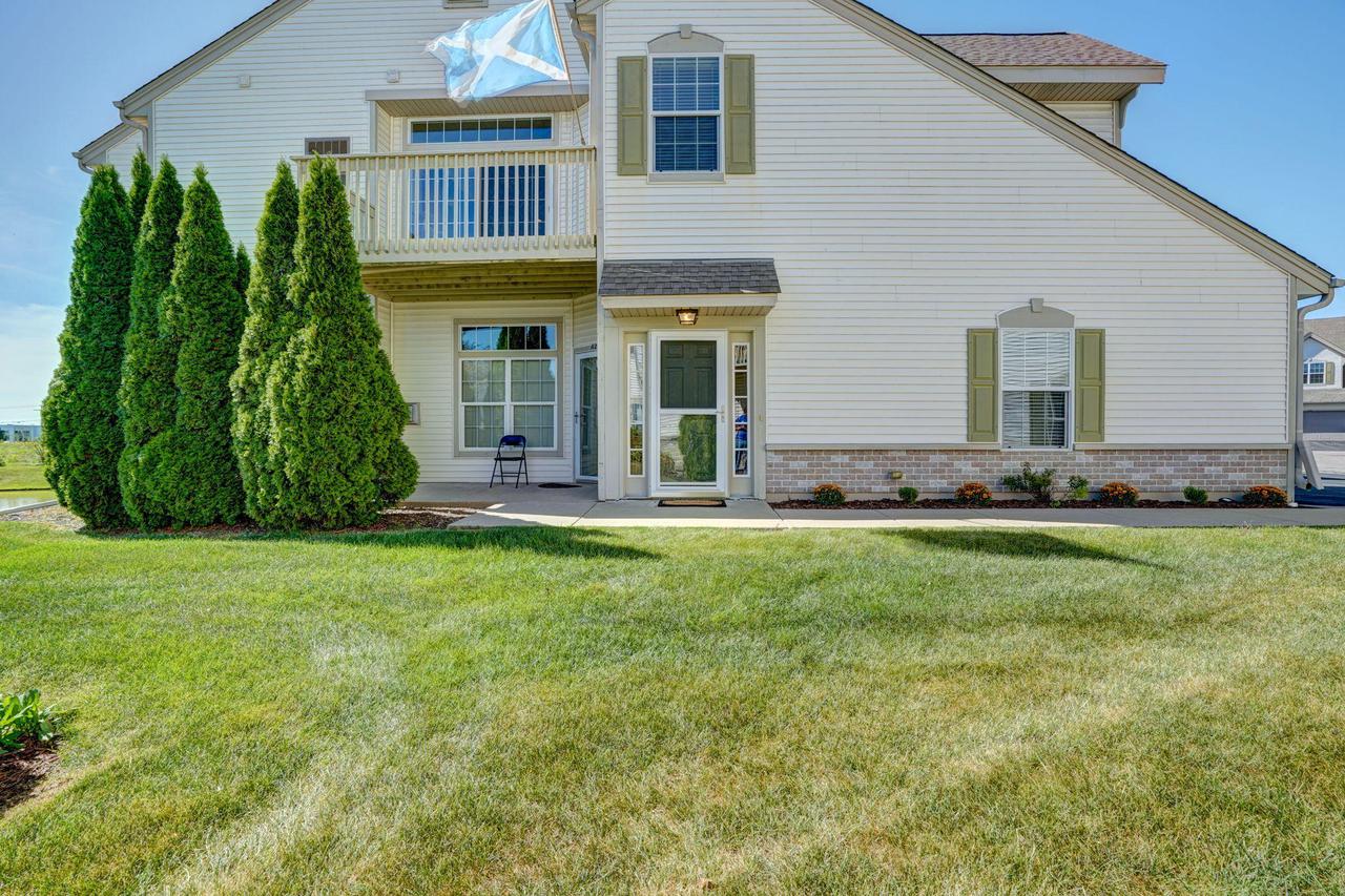 1127 Bedford Ct. ##201, Sturtevant, WI 53406