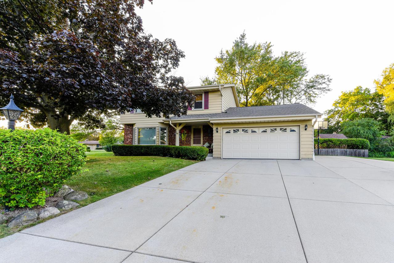 12900 W Eden Tr., New Berlin, WI 53151