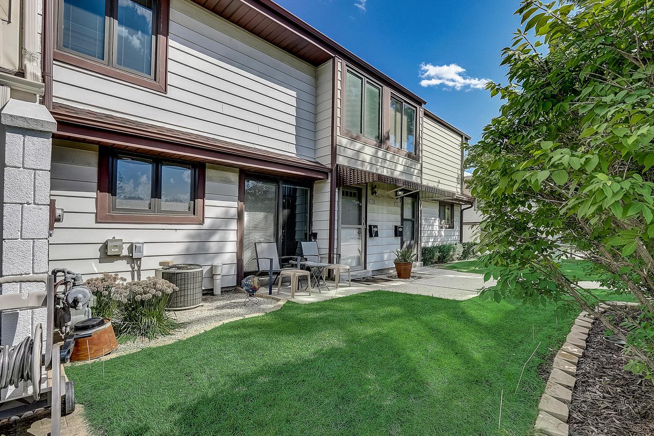 6380 S 20th St., Milwaukee, WI 53221