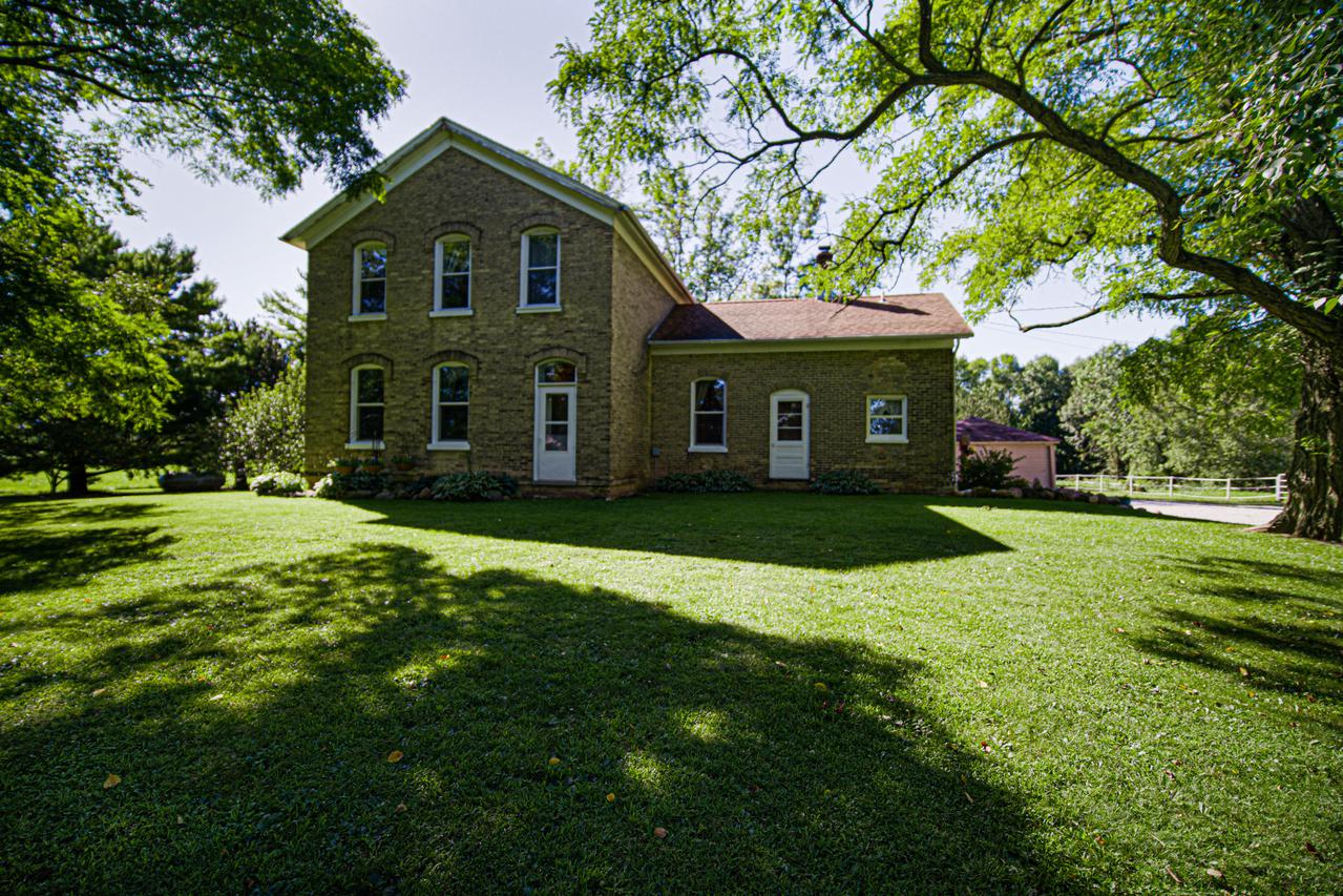 7317 Dutch Rd., Manitowoc, WI 54220