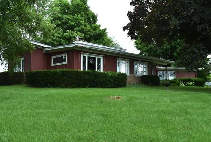 W254S7960 Hi Lo Dr., Mukwonago, WI 53149