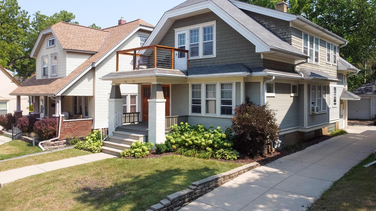 932 N 68th St #934, Wauwatosa, WI 53213