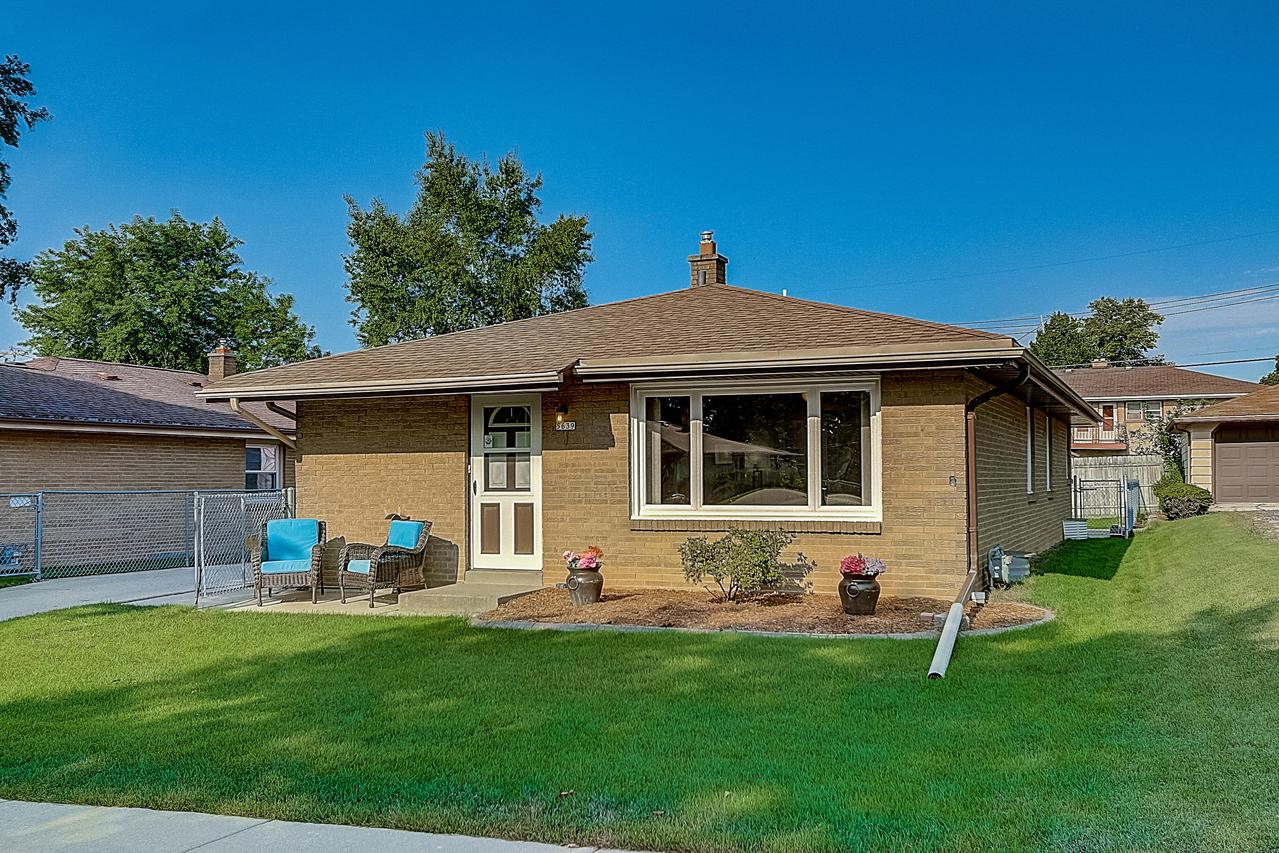 5639 S 30th St, Milwaukee, WI 53221
