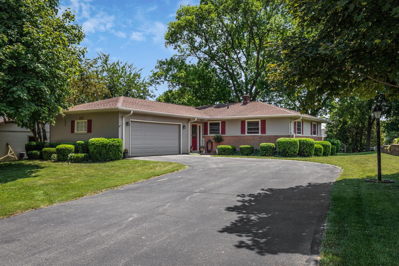 4915 Emstan Hiils Rd., Racine, WI 53406