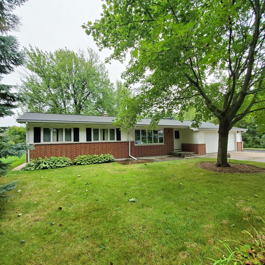 3051 Green Bay Rd, Port Washington, WI 53074