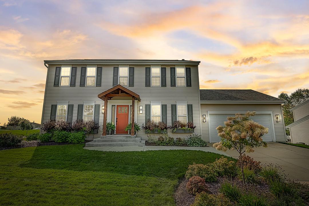 905 Steeplechase Dr., Watertown, WI 53094