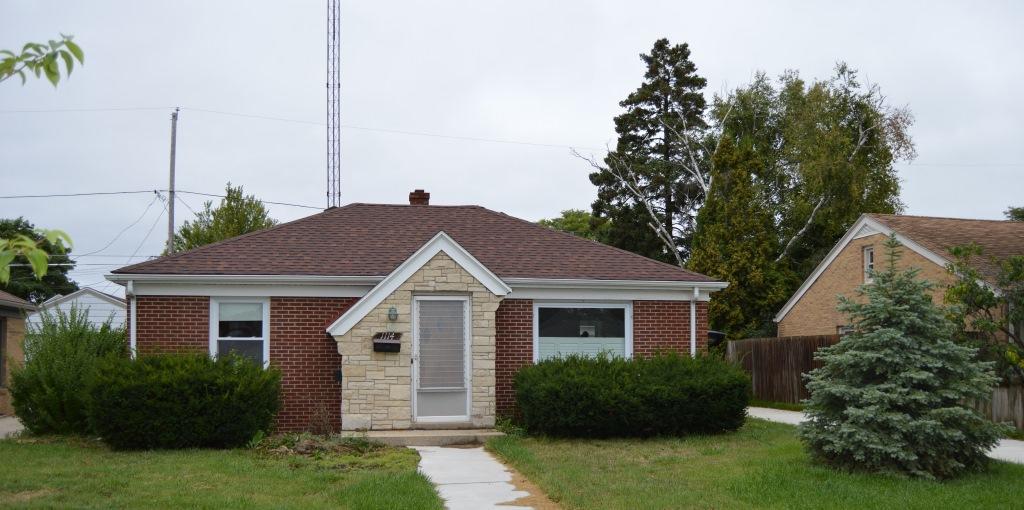 1114 Kingston Ave, Racine, WI 53402