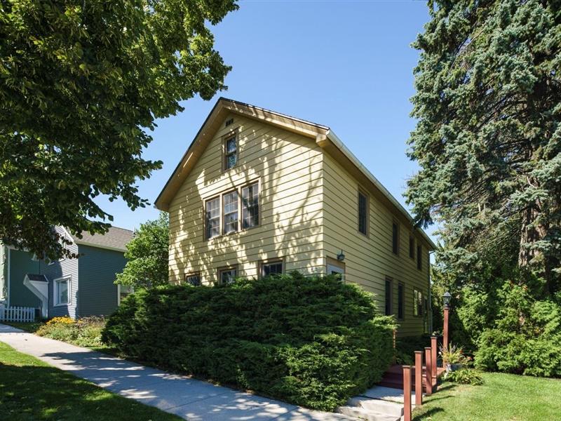 418 Ontario Ave., Sheboygan, WI 53081