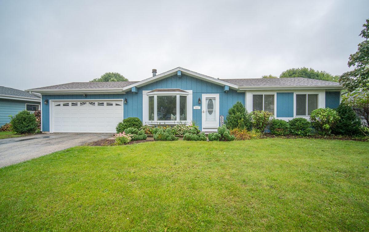 511 Lilac Ln., West Bend, WI 53095