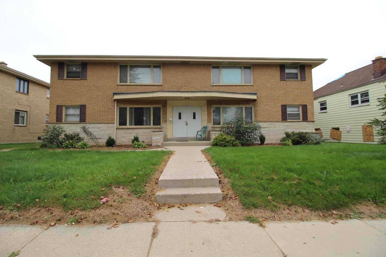 4465 N 76th St., Milwaukee, WI 53218