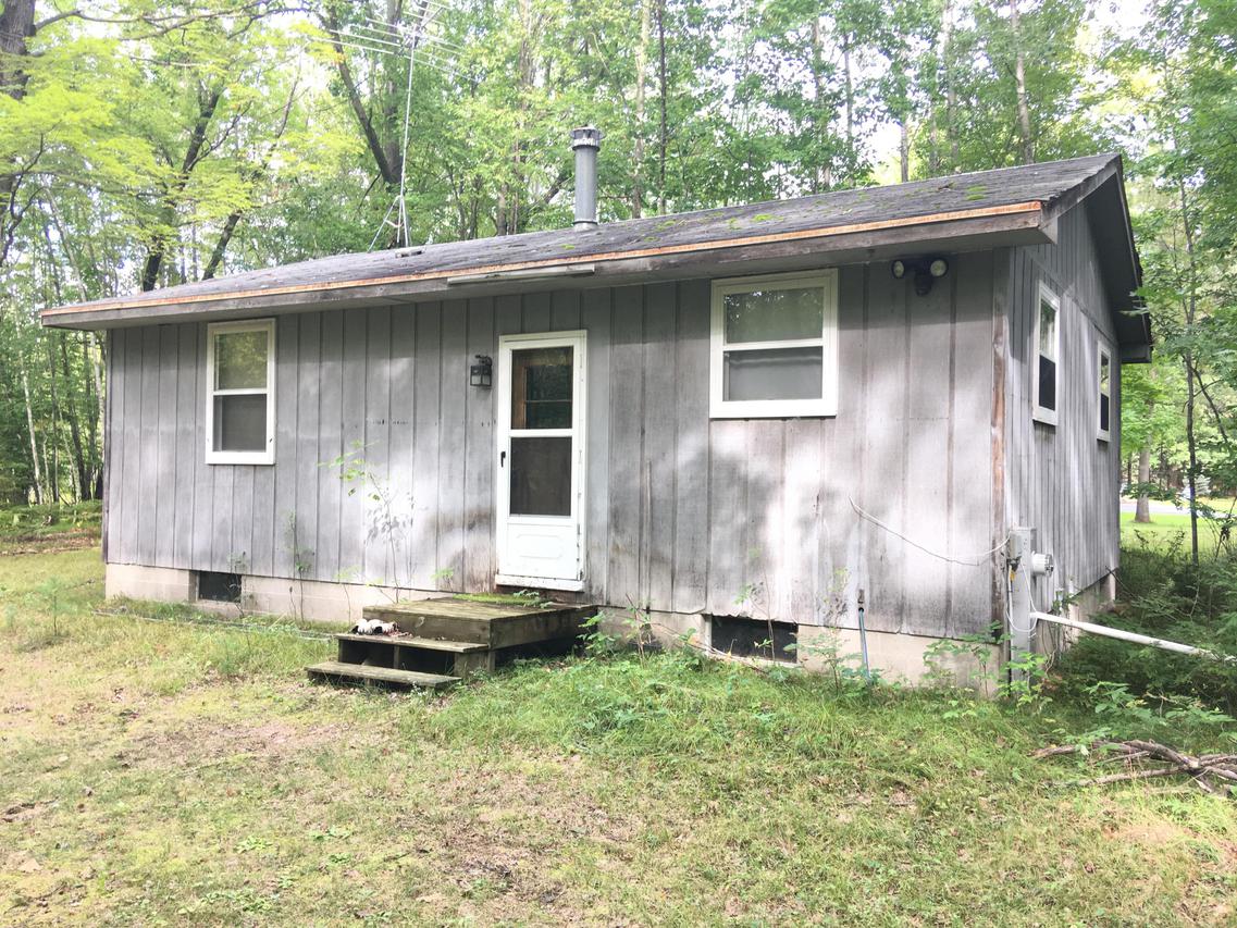 W5964 Fawn Ln., Grover, WI 54157