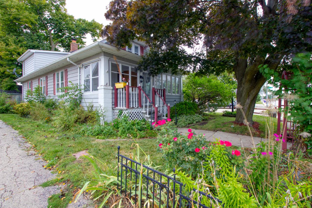 7802 Sheridan Rd, Kenosha, WI 53143