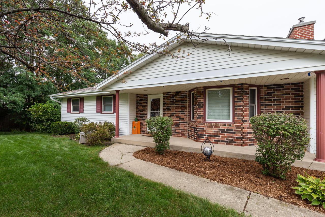 4540 Tabor Rd., Caledonia, WI 53402