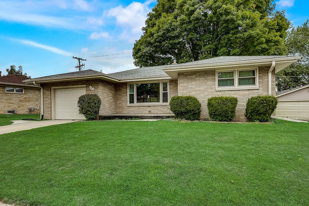 3616 Byron Ave., Racine, WI 53405