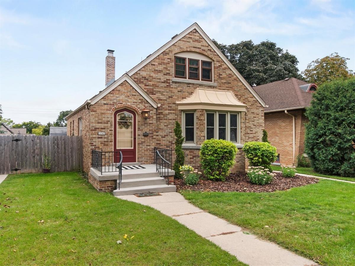 3040 S 49th, Milwaukee, WI 53219
