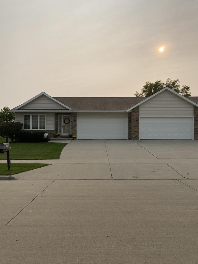 847 River Bluff Dr., Manitowoc, WI 54220